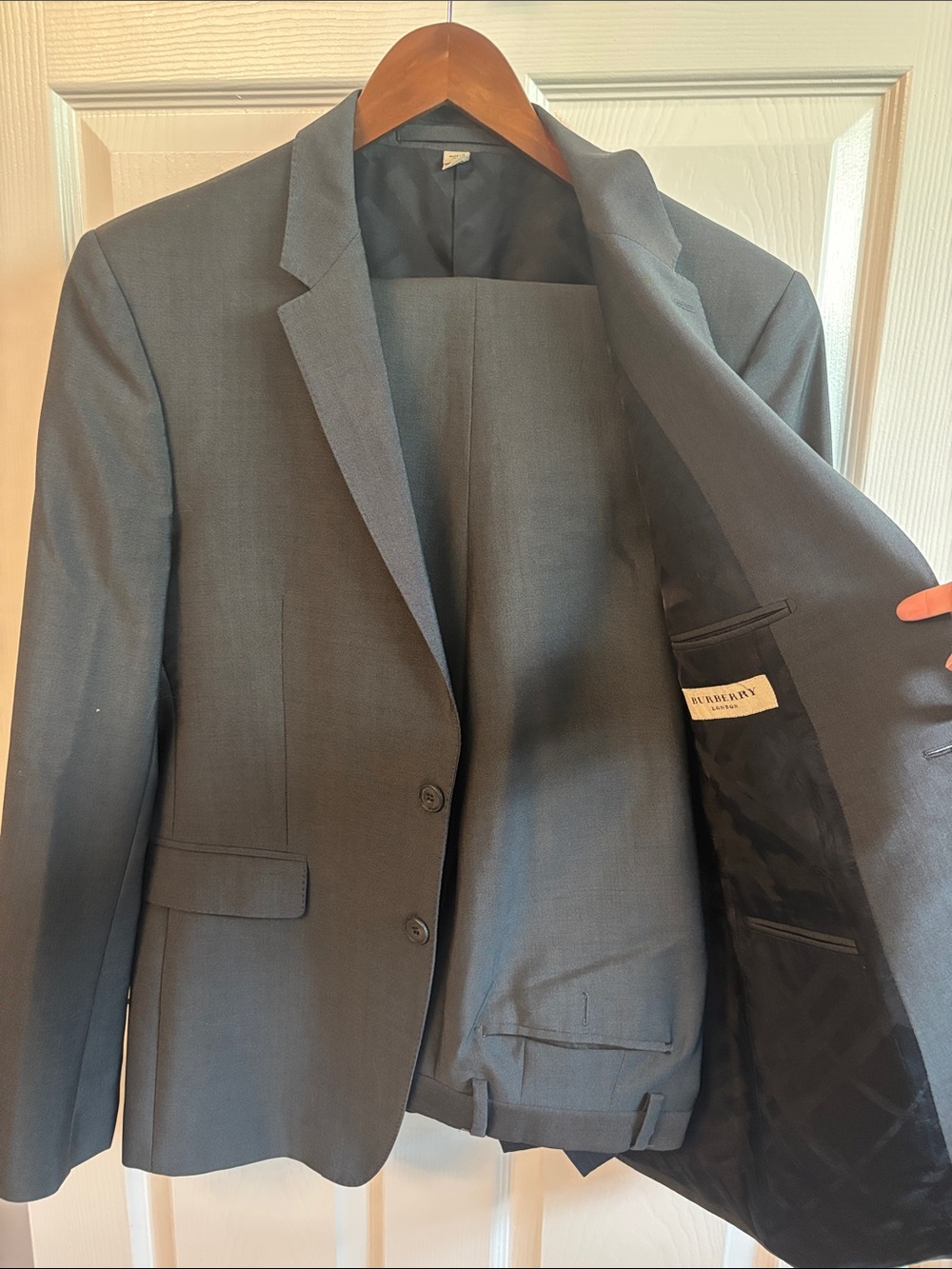 Burberry Men's Charcoal Gray Two-Button Wool Suit.